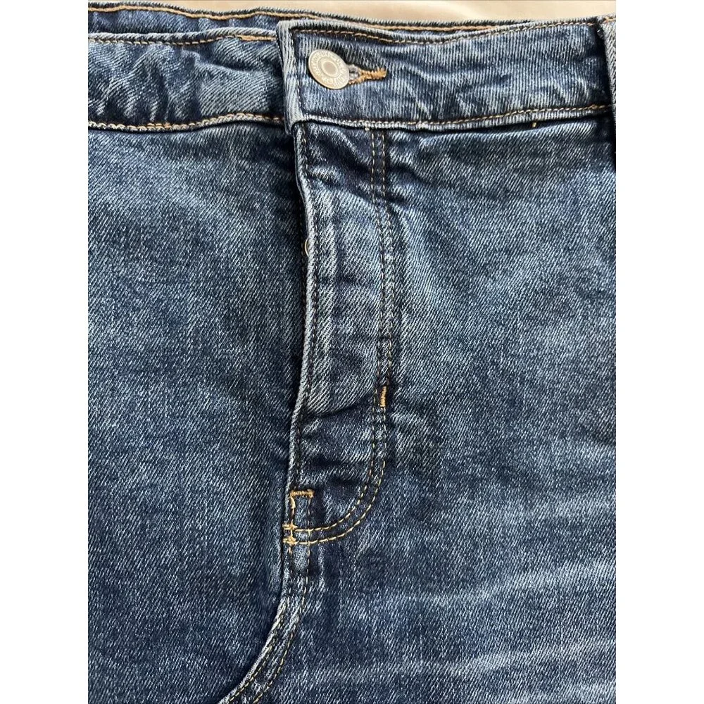 Old Navy Women’s High Rise Marcia Denim Mini Skirt Raw Fringe Hem NWT Size 18 - Picture 7 of 15